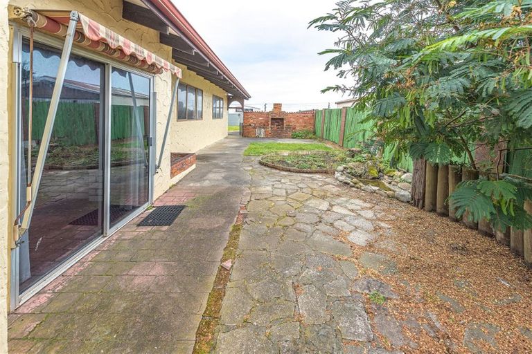 Photo of property in 53 Hinau Street, Castlecliff, Whanganui, 4501