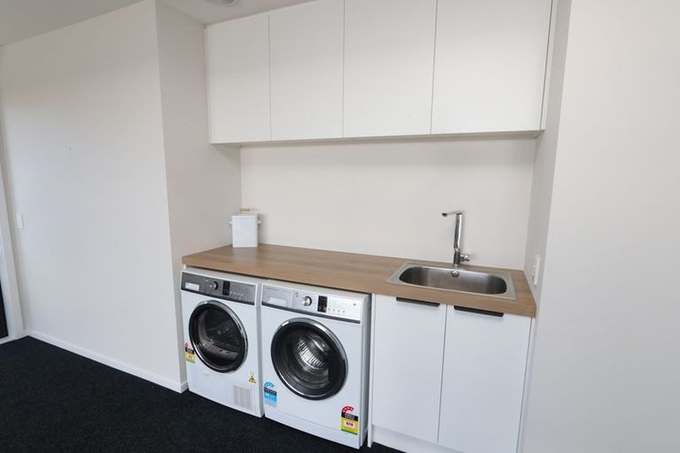 Photo of property in 17 Roxburgh Place, Tinwald, Ashburton, 7700