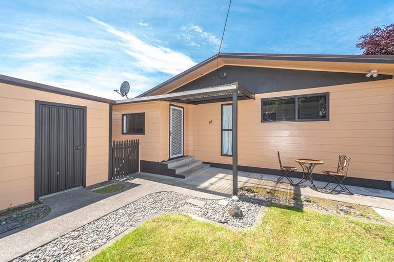 Photo of property in 16 Prince Street, Gonville, Whanganui, 4501