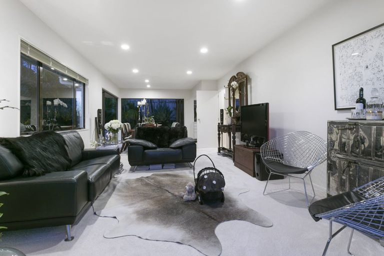 Photo of property in 1/3a Richards Avenue, Forrest Hill, Auckland, 0620