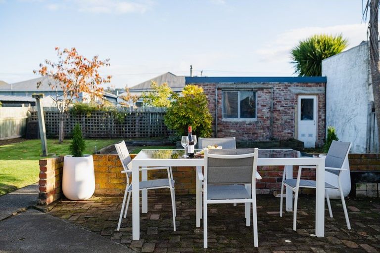 Photo of property in 6 Alma Street, Saint Kilda, Dunedin, 9012