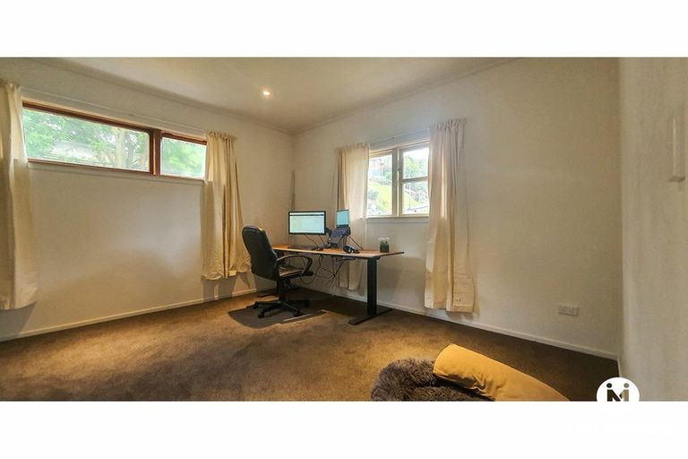 Photo of property in 102 Glen Road, The Glen, Dunedin, 9011