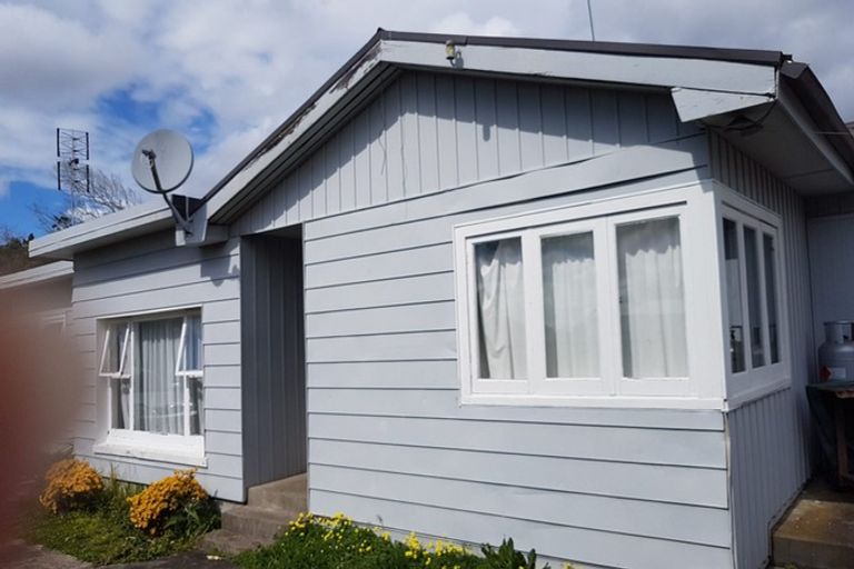Photo of property in 19 Driver Road, Mangere East, Auckland, 2024