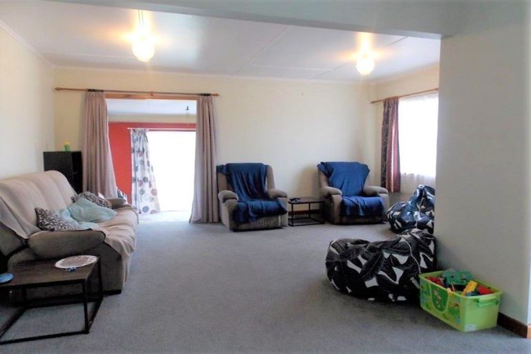 Photo of property in 128 Richard Pearse Drive, Temuka, 7920