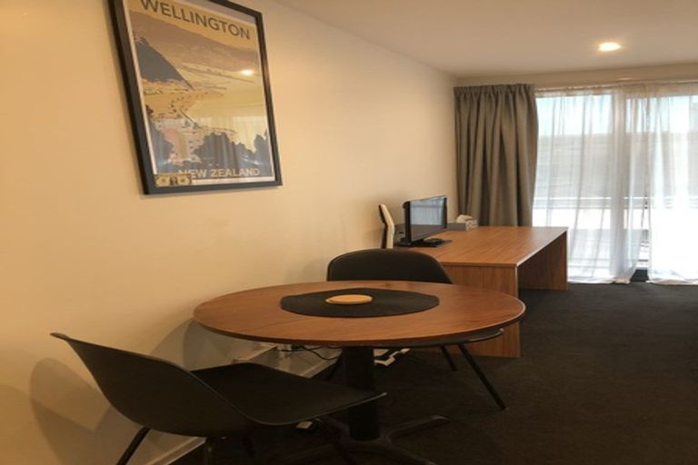 Photo of property in Dual Apartments, 108/142 Vivian Street, Te Aro, Wellington, 6011