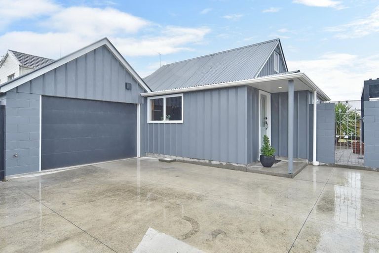 Photo of property in 1/15 Boon Street, Sydenham, Christchurch, 8023