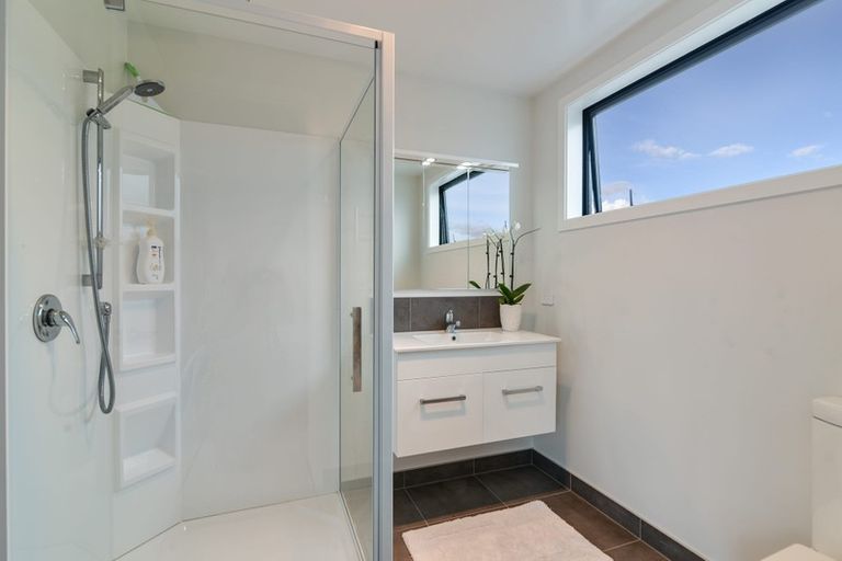 Photo of property in 10 Lorne Street, Lake Hayes, Queenstown, 9304