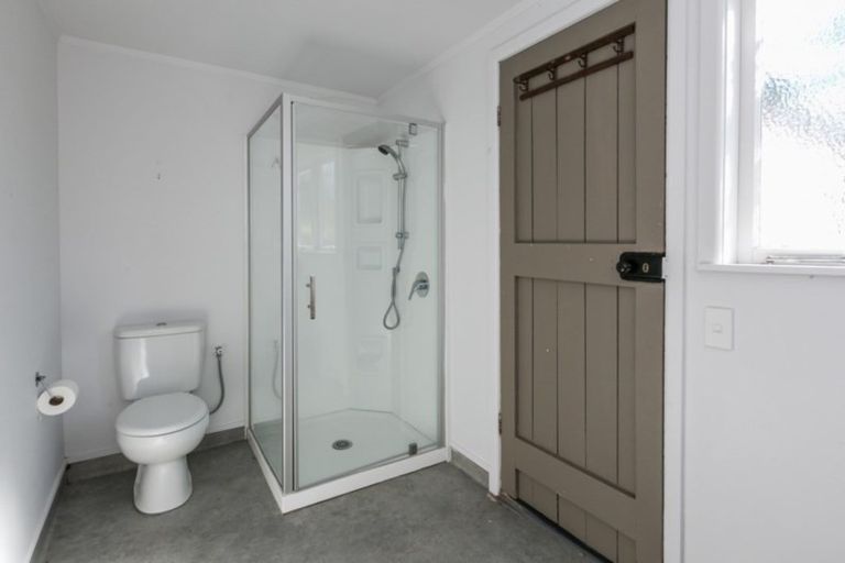 Photo of property in 129 Chaucer Road, Hospital Hill, Napier, 4110