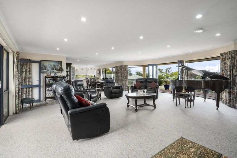 Photo of property in 3 Hillview Place, Feilding, 4702