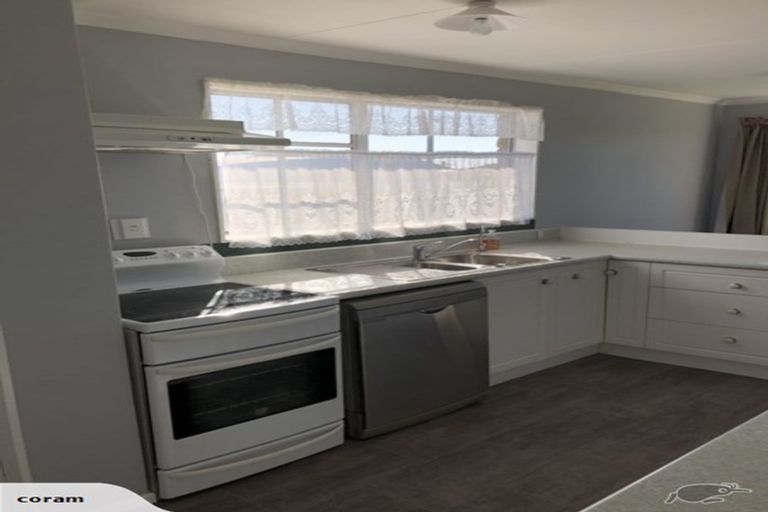 Photo of property in 27 Avon Road, Clifton, Invercargill, 9812