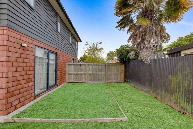 Photo of property in 6b Sunnyside Road, Nawton, Hamilton, 3200