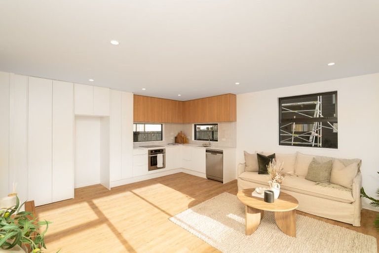 Photo of property in 2/33 England Street, Phillipstown, Christchurch, 8011