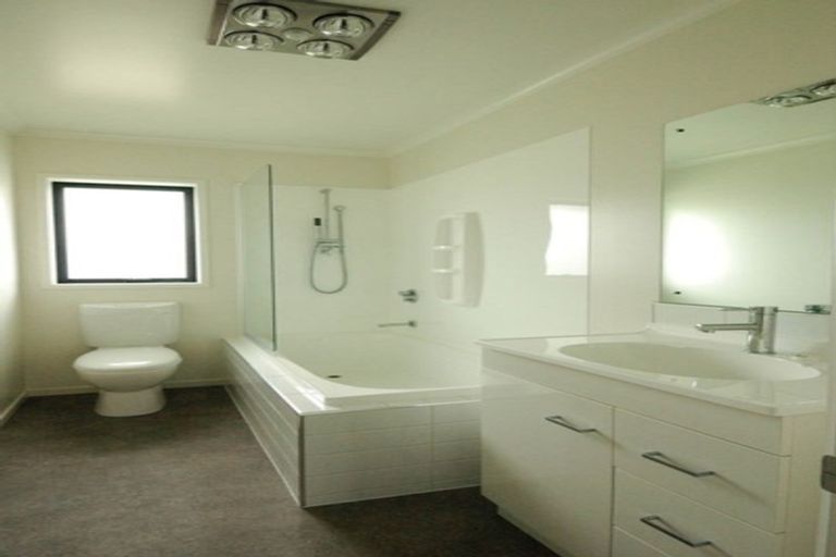 Photo of property in 73 Barnes Street, Pegasus, 7612