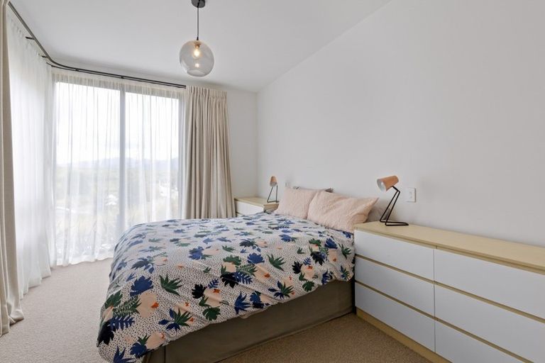 Photo of property in 96 Jacks Point Rise, Jacks Point, Queenstown, 9371