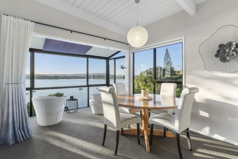 Photo of property in 109c Pah Road, Cockle Bay, Auckland, 2014