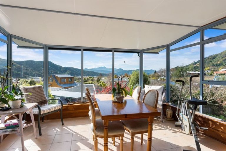 Photo of property in 4 Rimu Terrace, Waikawa, Picton, 7220