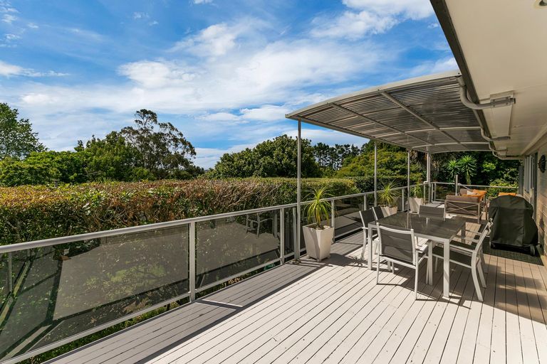 Photo of property in 92 Awanui Rise, Papakura, 2582
