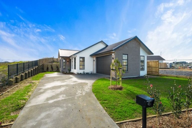 Photo of property in 45 Angiangi Crescent, Beachlands, Auckland, 2018