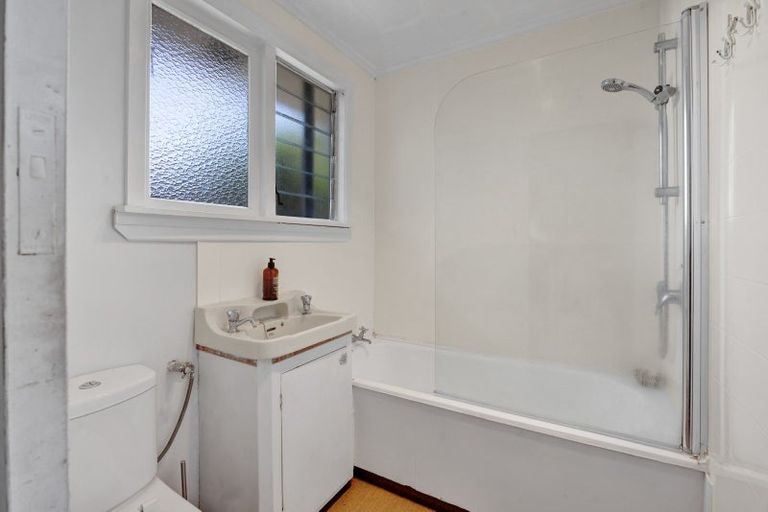 Photo of property in 49 Fox Street, Opunake, 4616