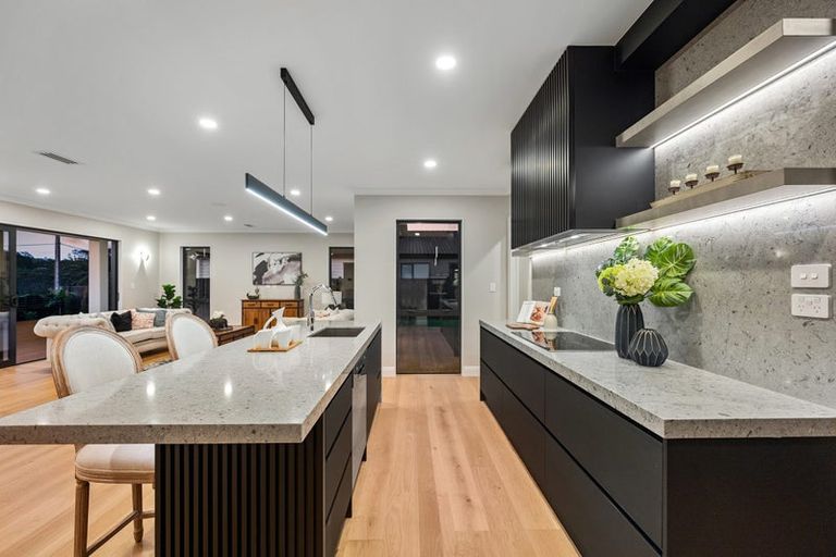 Photo of property in 56 Kewa Road, Albany Heights, Auckland, 0632