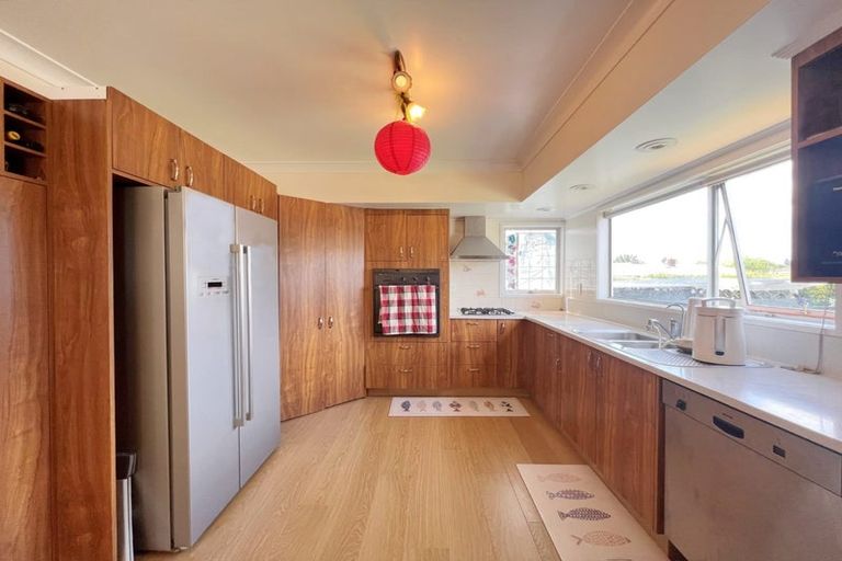 Photo of property in 23 Chedworth Avenue, Chedworth, Hamilton, 3210