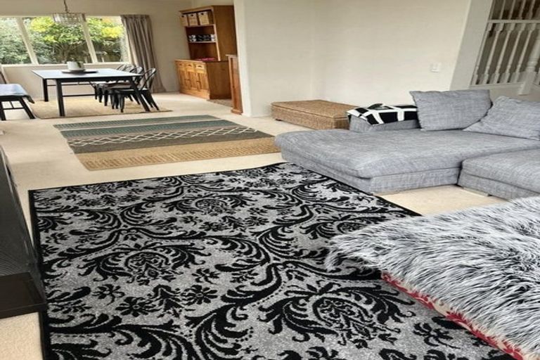 Photo of property in 41 Corta Bella Place, Golflands, Auckland, 2013