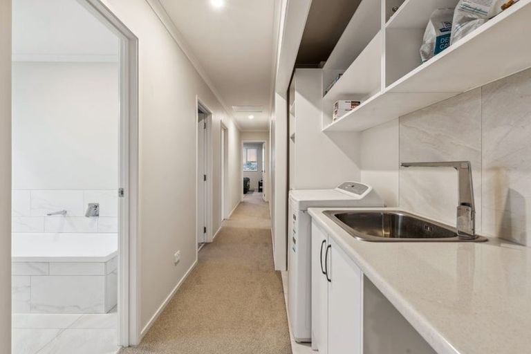 Photo of property in 110 Lisle Farm Drive, Pukekohe, 2120