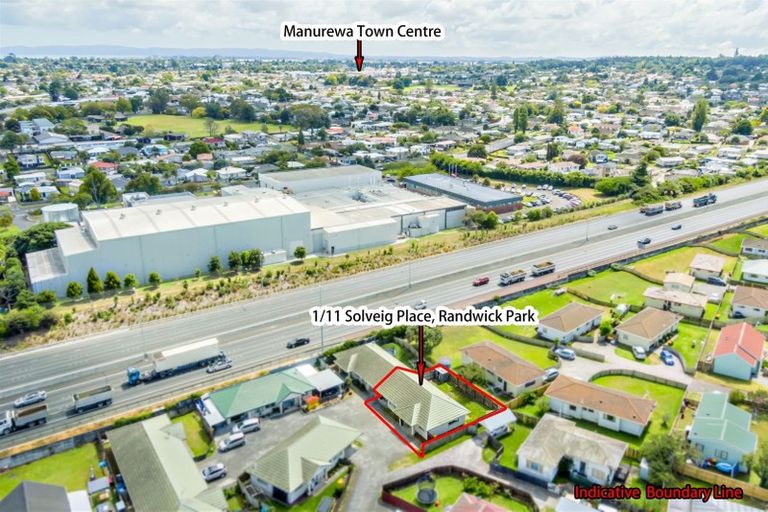 Photo of property in 1/11 Solveig Place, Randwick Park, Auckland, 2105