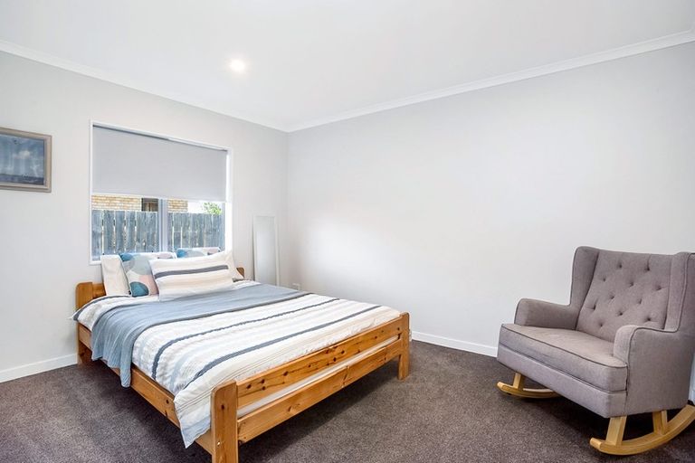 Photo of property in 7 Cayman Court, One Tree Point, 0118