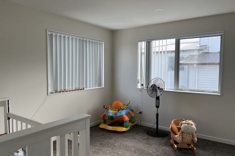 Photo of property in 10 Takurua Terrace, Orewa, 0931