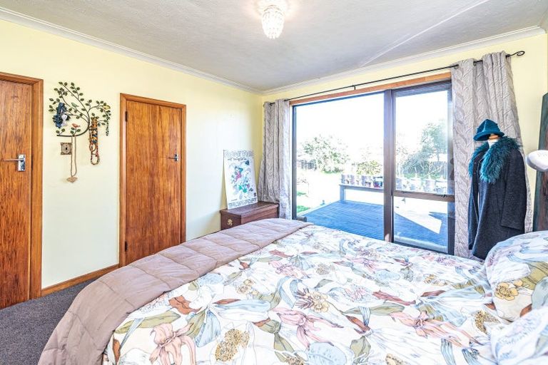 Photo of property in 75 Fitzherbert Avenue, Tawhero, Whanganui, 4501