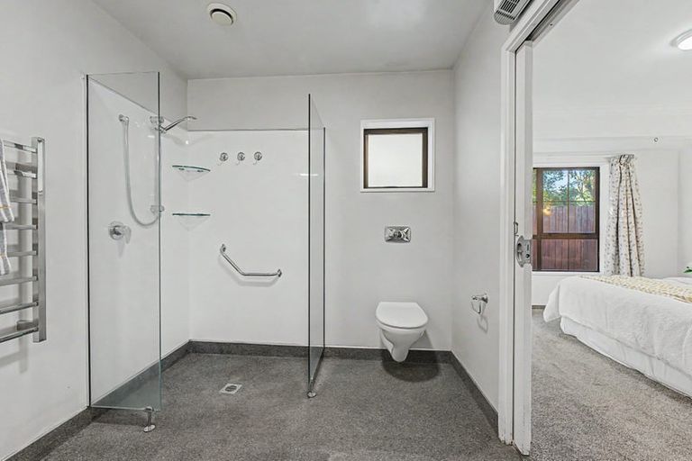 Photo of property in 4 Rowanwood Close, Halswell, Christchurch, 8025