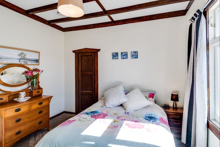 Photo of property in 1211 Caroline Road, Mayfair, Hastings, 4122