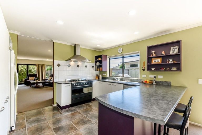 Photo of property in 23 Consort Close, Paraparaumu Beach, Paraparaumu, 5032