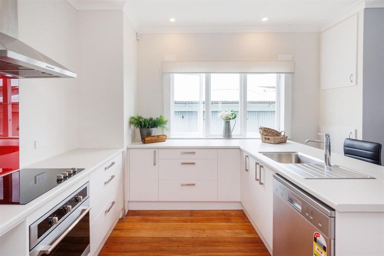 Photo of property in 37 Harris Street, Marton, 4710