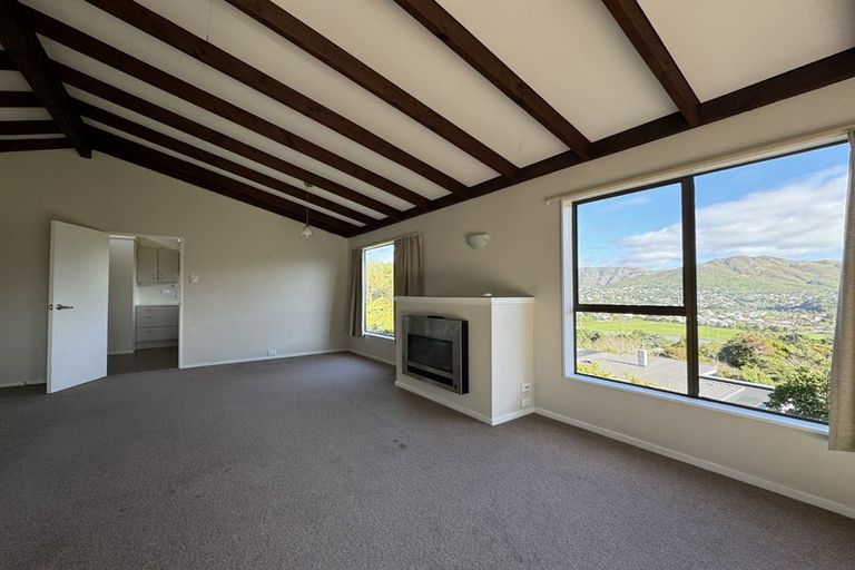 Photo of property in 12 Indira Place, Khandallah, Wellington, 6035