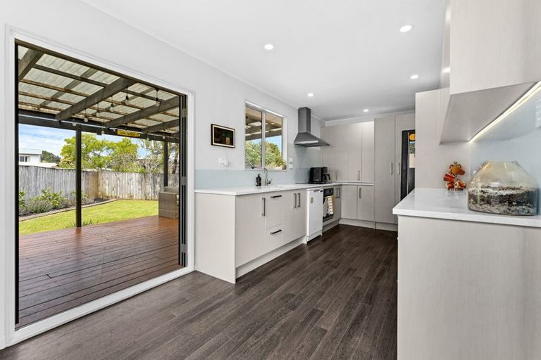 Photo of property in 9 Ohira Place, Henderson, Auckland, 0612