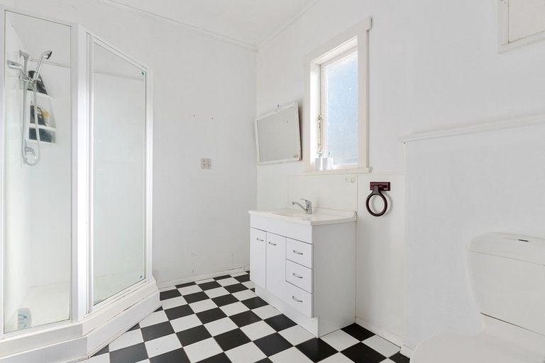 Photo of property in 8 Stanley Avenue, Te Aroha, 3320