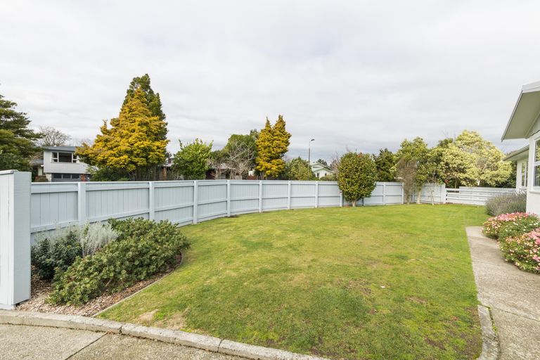 Photo of property in 99 Buick Crescent, Awapuni, Palmerston North, 4412