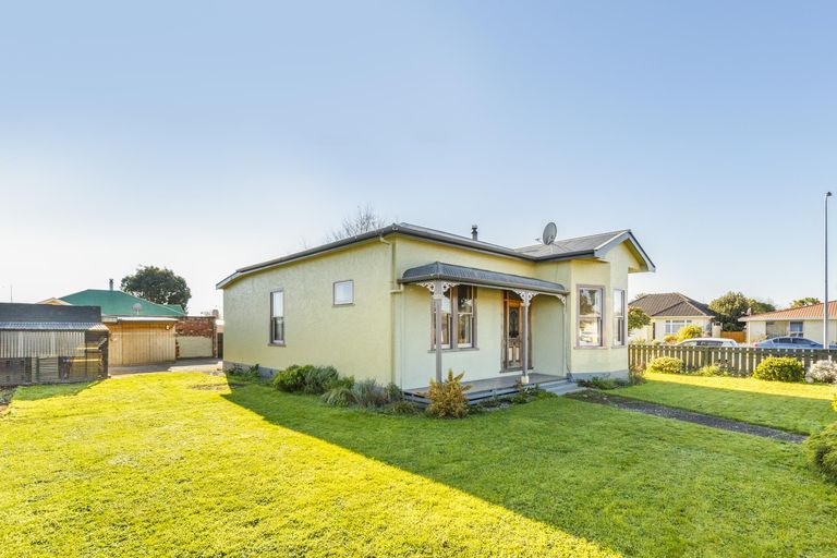 Photo of property in 6 Duff Crescent, Highbury, Palmerston North, 4412