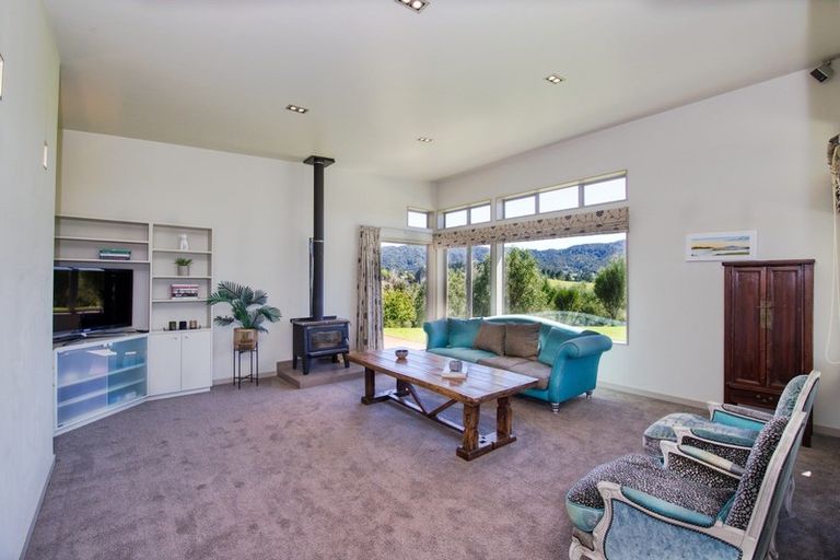 Photo of property in 362a Barrier View Road, Mangawhai, Kaiwaka, 0573