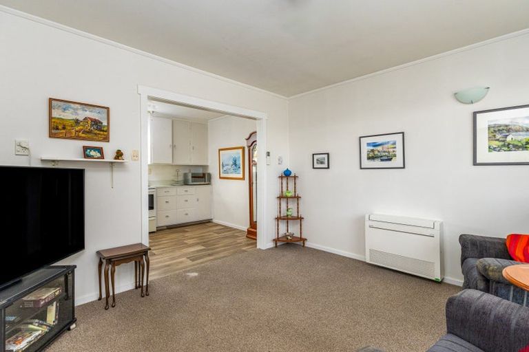 Photo of property in 1-11/94 Avenue Road, West End, Timaru, 7910