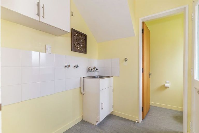 Photo of property in 6/990 High Street, Avalon, Lower Hutt, 5011