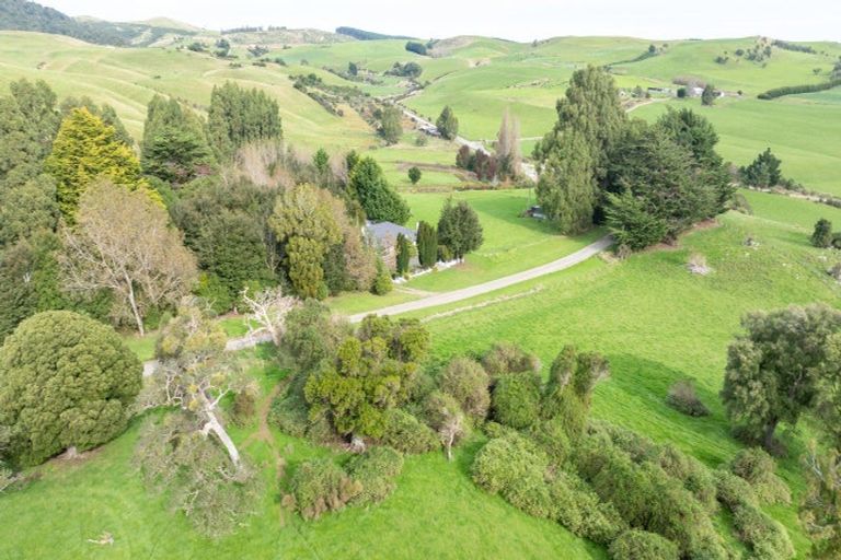 Photo of property in 28 Mandeville Road, Hokonui, Winton, 9782