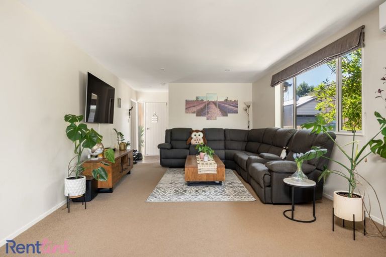 Photo of property in 39 Scoria Close, Pyes Pa, Tauranga, 3112
