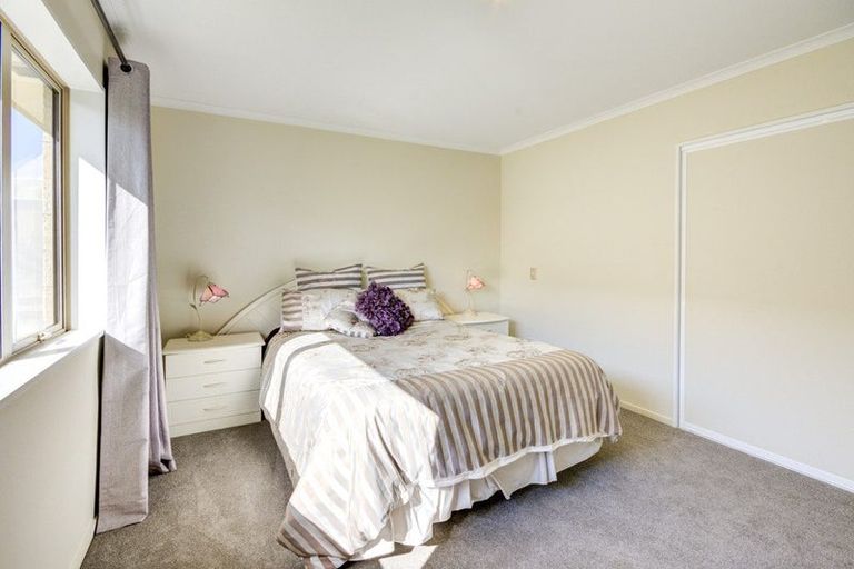 Photo of property in 3 Reeves Road, Rangiora, 7400