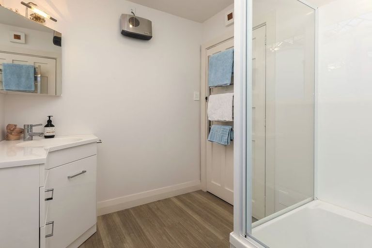 Photo of property in 188 Weston Road, St Albans, Christchurch, 8052