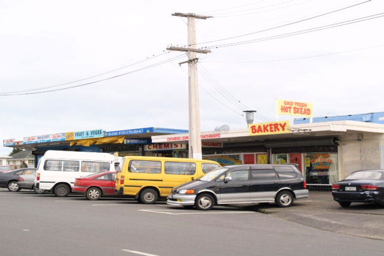 Photo of property in 8 Graeme Avenue, Mangere East, Auckland, 2024