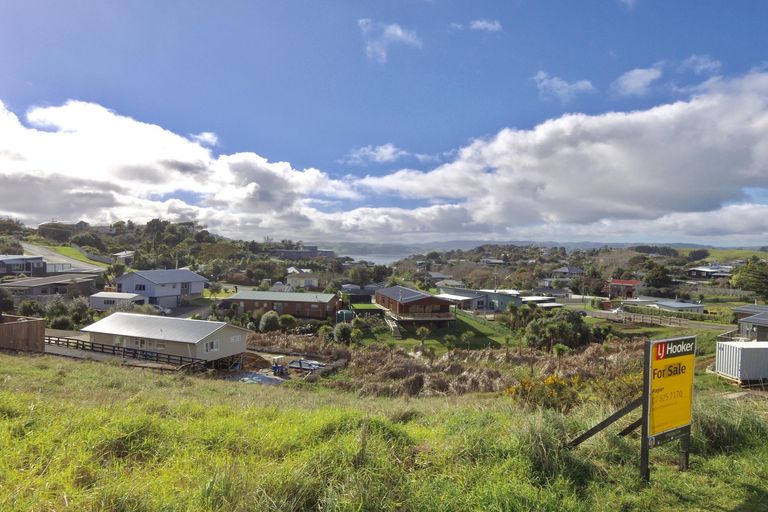 Photo of property in 14 Puka Place, Raglan, 3225