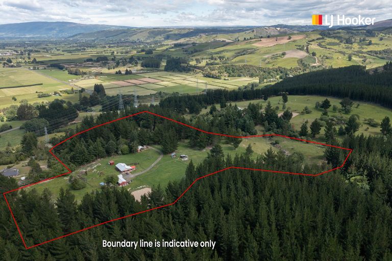 Photo of property in 524 Three Mile Hill Road, North Taieri, Mosgiel, 9092